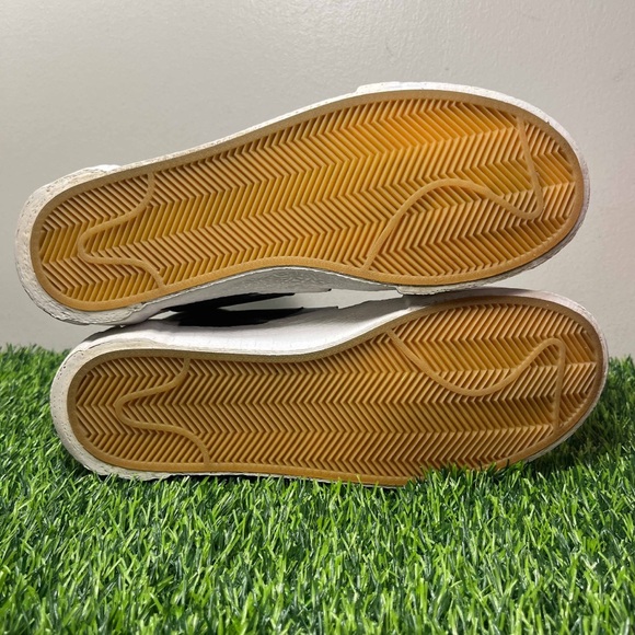 Nike Blazer Mid x sacai Black Grey White - Picture 5 of 8